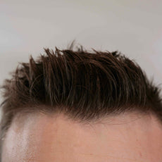 Athlete Wax_Hårvoks_Uanset om du er på banen, i fitnesscenteret eller blot har en aktiv hverdag, giver Athlete Wax™ dig det stærkeste hold, der holder hele dagen – uden at gå på kompromis med din performance eller hårets sundhed.